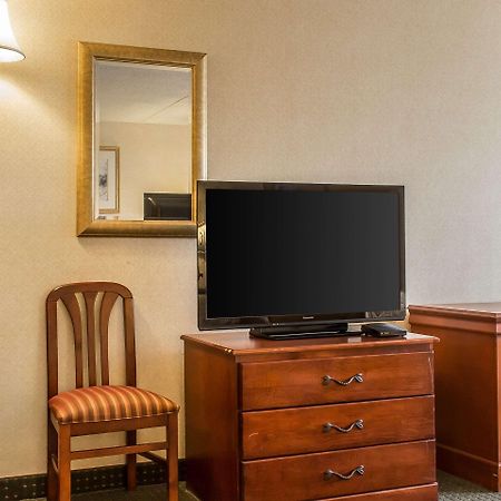 Quality Inn Hackettstown - Long Valley Экстерьер фото