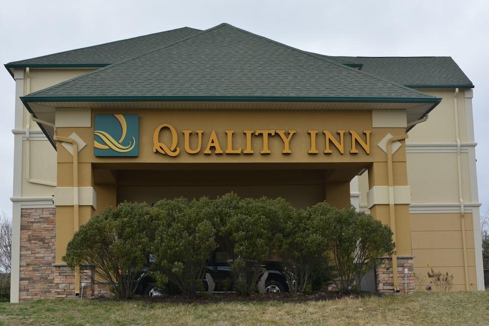 Quality Inn Hackettstown - Long Valley Экстерьер фото