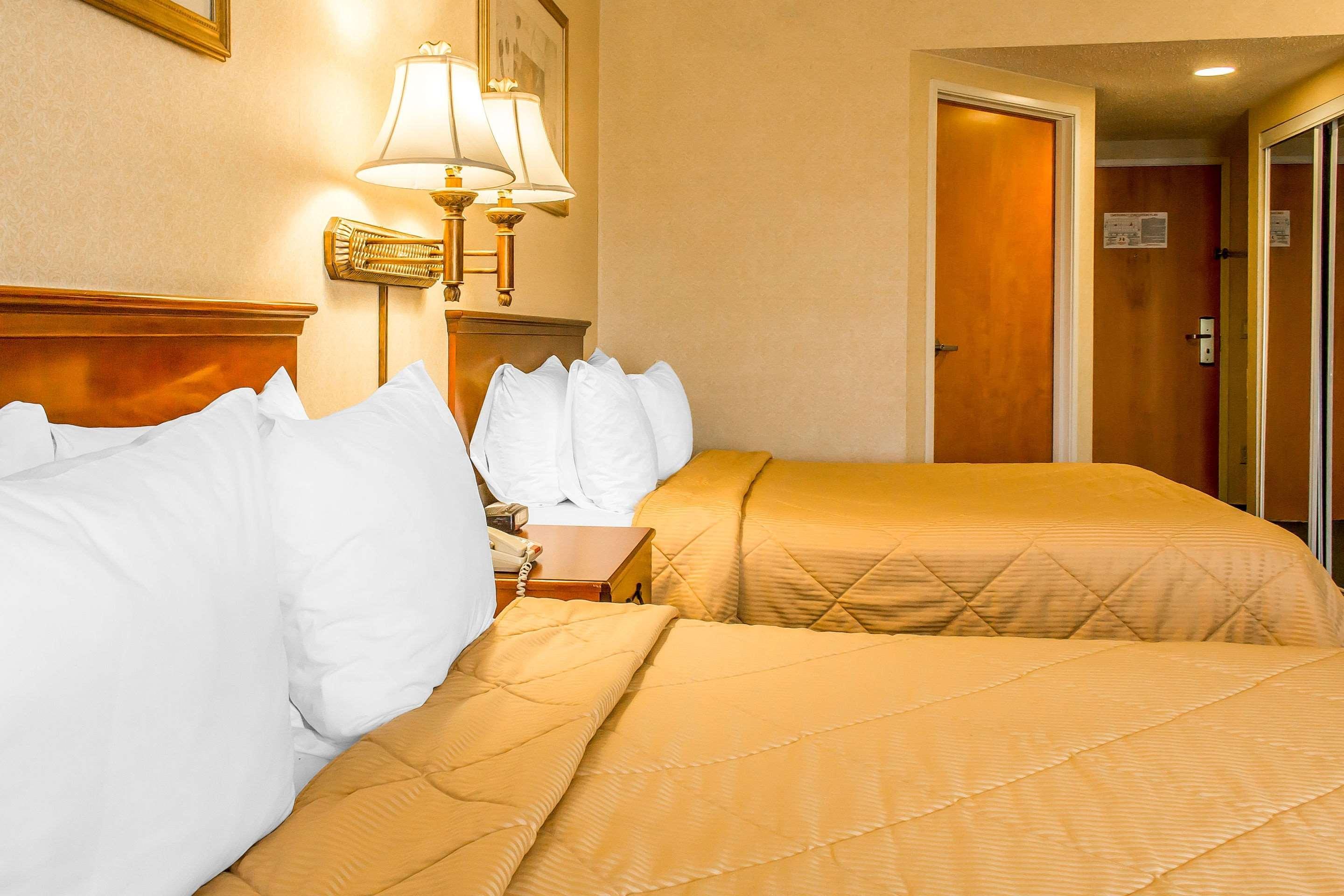 Quality Inn Hackettstown - Long Valley Экстерьер фото