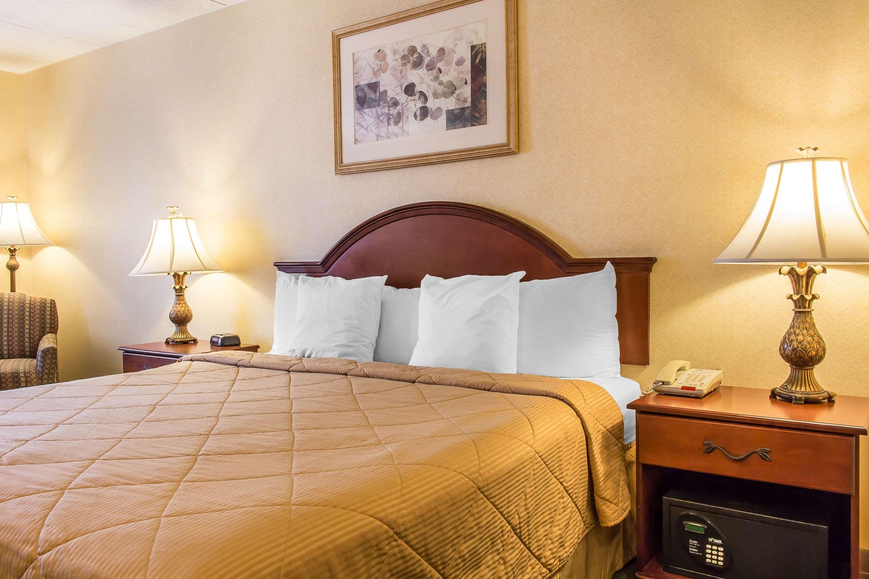 Quality Inn Hackettstown - Long Valley Экстерьер фото