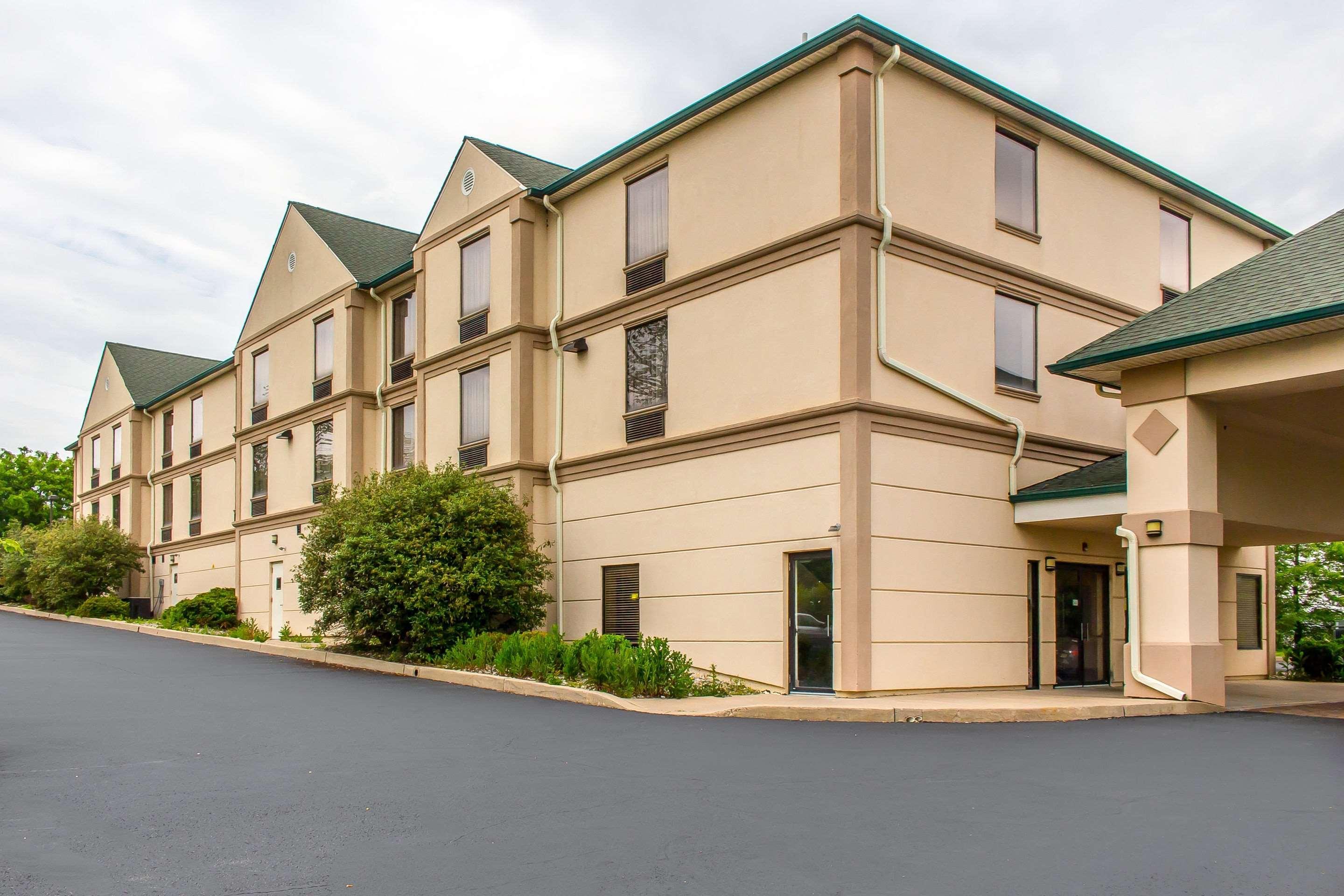 Quality Inn Hackettstown - Long Valley Экстерьер фото